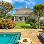 Villa Vacation I Guadalmina Golf Front Villa, Private Pool, Cinema Room, Location, Close To The And Puerto Banus Marbella